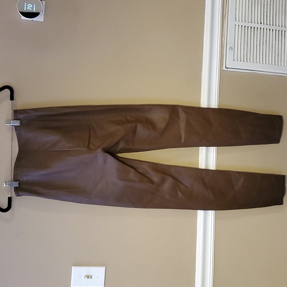 We the Free Spitfire Stacked Faux Leather Skinny Pants Wild Mustang Size 24 NWT - Picture 5 of 13